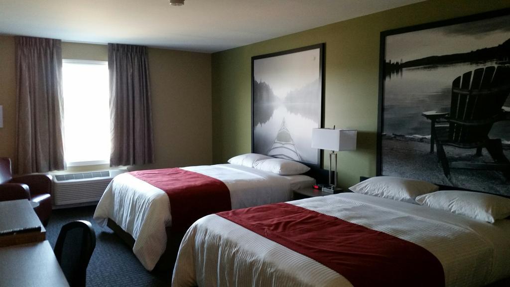 Hotel Super 8 By Wyndham Mont Laurier Exteriér fotografie